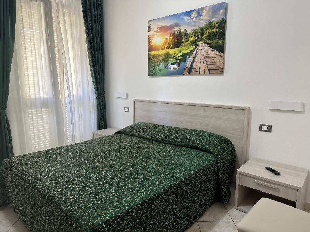 Hotel Barbarossa ポルト・アッズッロ エクステリア 写真